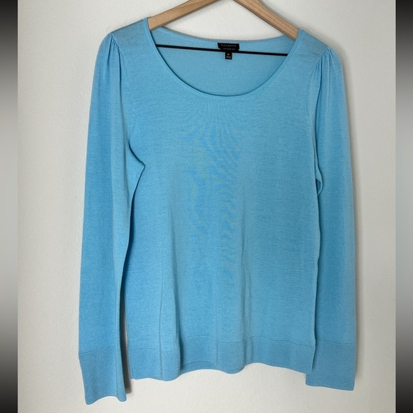 ✨SOLD✨ EUC Talbots Pure Merino Wool Blue Sweater Pleated Shoulder Pearl Cuffs - Picture 5 of 10